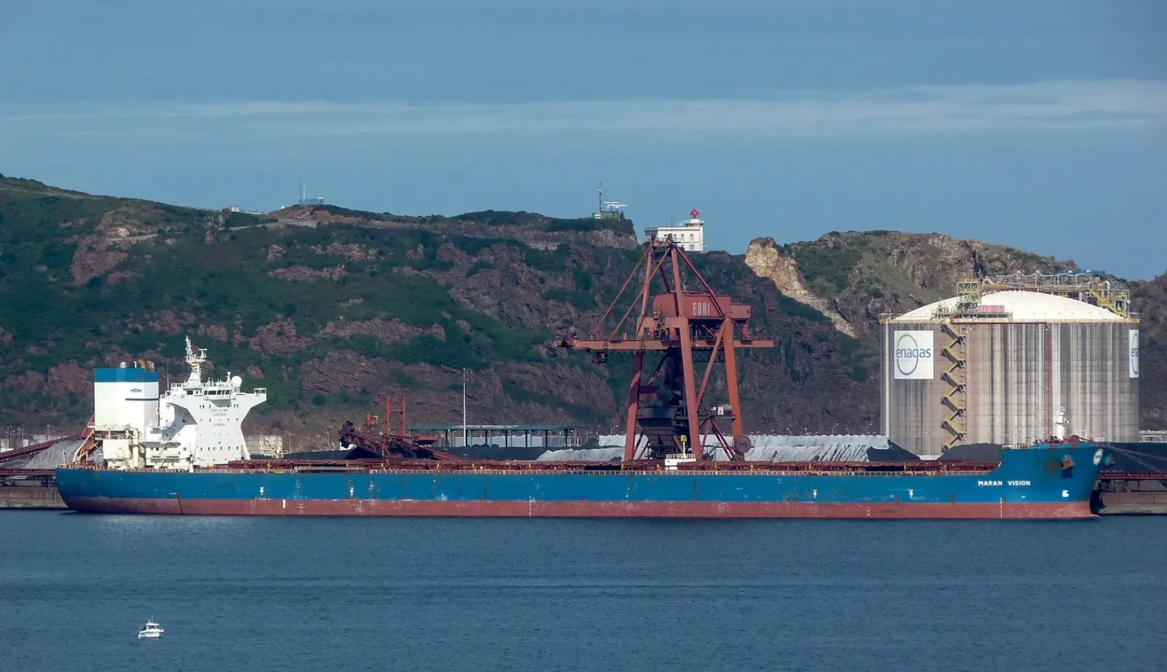 燃油成本“失控”，礦業巨頭轉向期租船隻