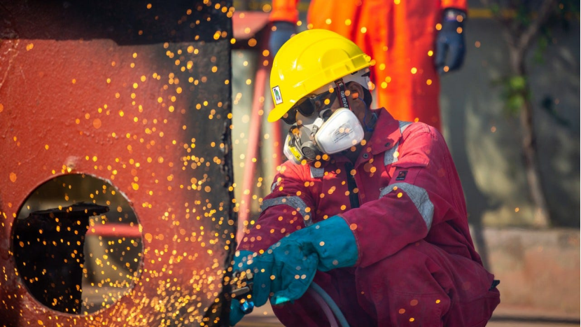 船东们做出选择：运营老旧船