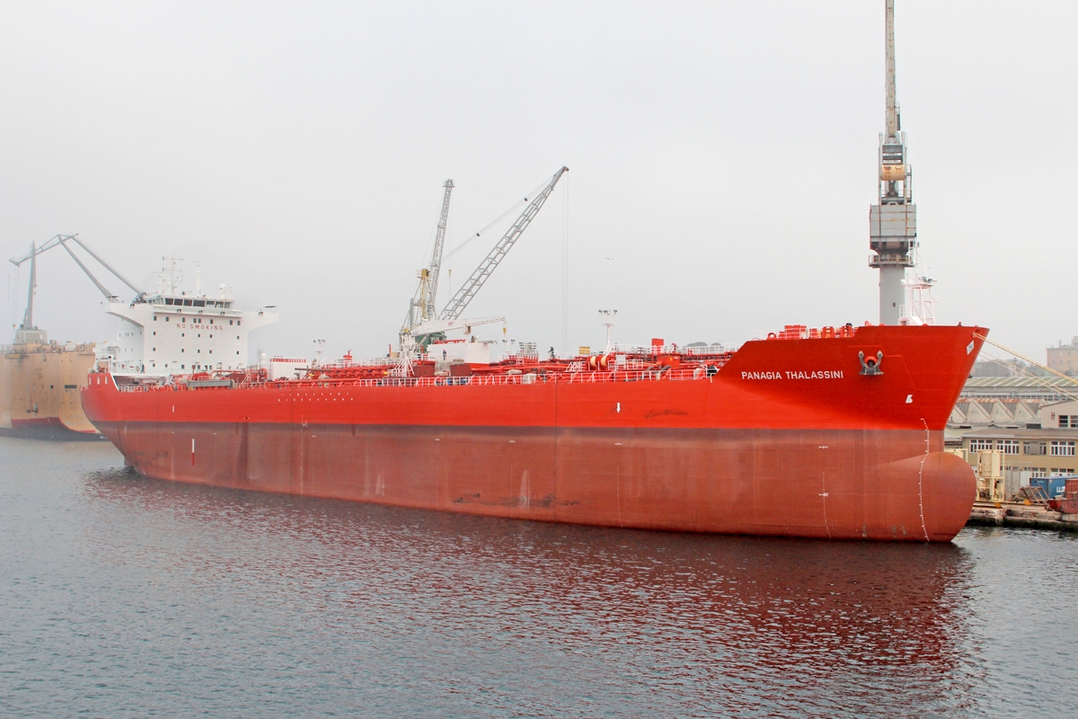 Advanced Polymer Coatings completes tanker recoating deal for Spanish shipping line Marflet Marine